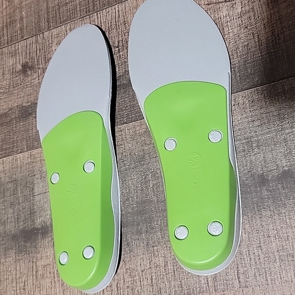NWOB SUPERfeet Women's Green Insoles Arch Support - Picture 4 of 8